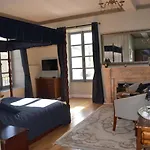 Chateau Roquehort Couette-café