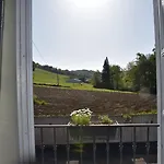 Couette-café Chateau Roquehort 4*