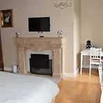 Couette-café Chateau Roquehort