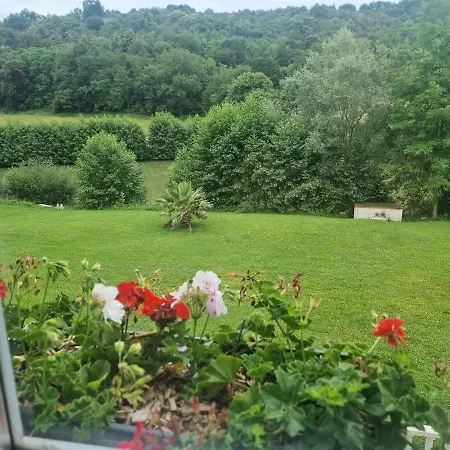 Chateau Roquehort לינה וארוחת בוקר Monein