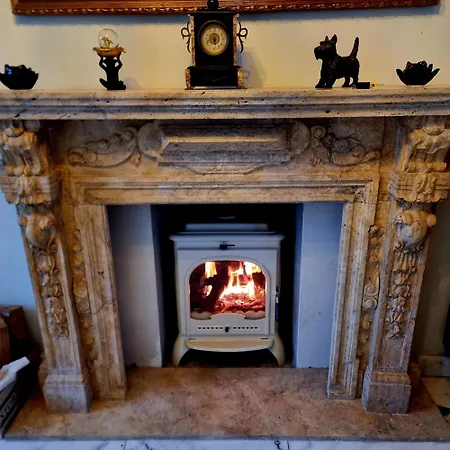 Chateau Roquehort לינה וארוחת בוקר 4*