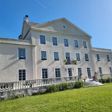 Couette-café Chateau Roquehort Monein