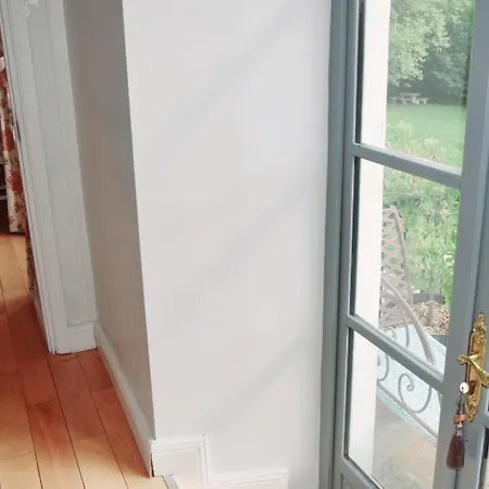 לינה וארוחת בוקר Chateau Roquehort