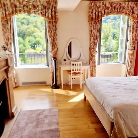 Chateau Roquehort Avec Ev Recharge Point 22kw